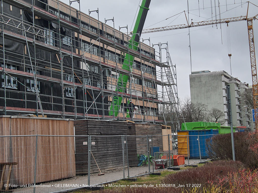 18.01.2022 - Baustelle zur Montessori Schule im Plettzentrum Neuperlach